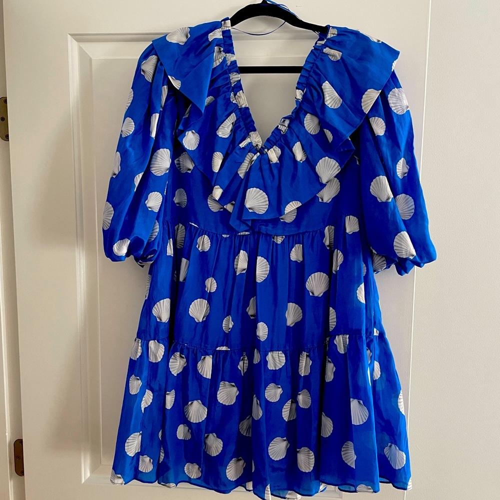 NWT - M/L blue scallop shell dress